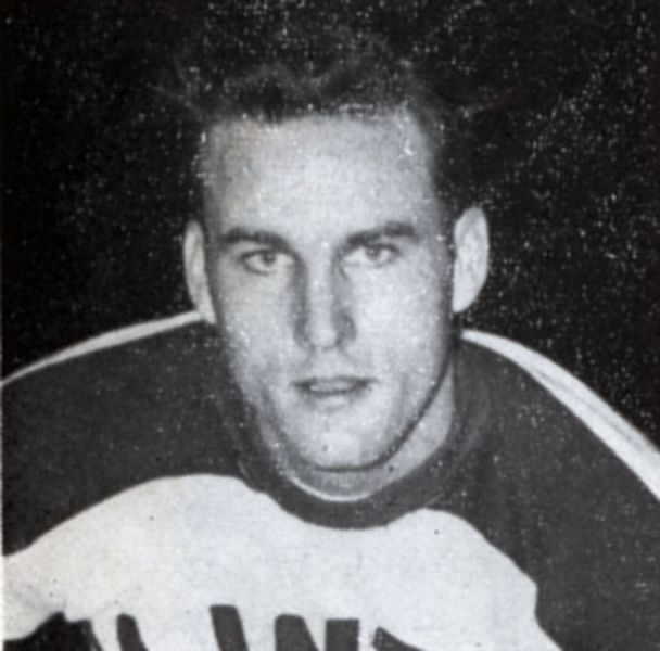Al Austin hockey player photo