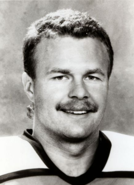 Al Conroy hockey player photo