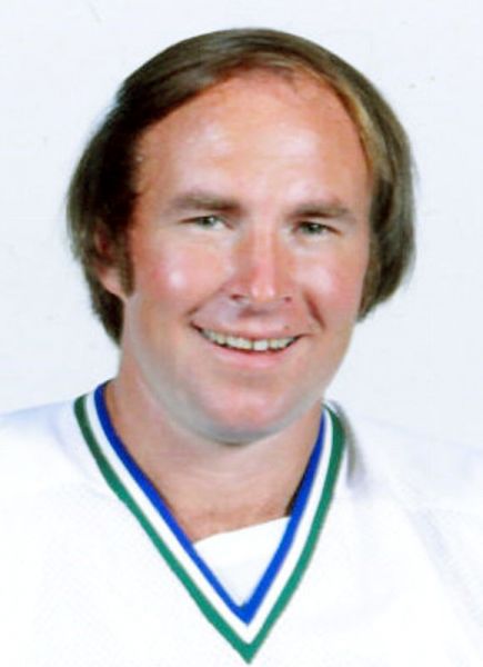 Al Smith hockey player photo