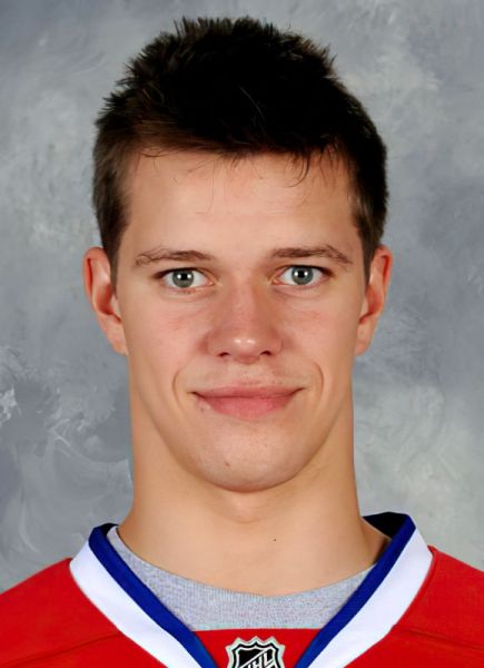 Alexander Avtsin hockey player photo