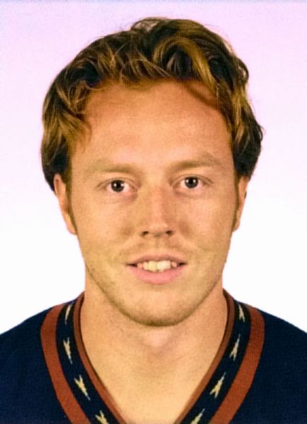Andreas Karlsson hockey player photo
