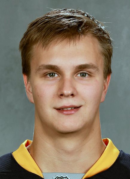 Andrey Makarov hockey player photo