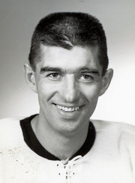 Arnie Schmautz hockey player photo