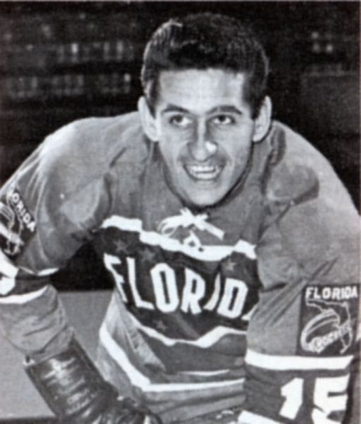 Art Chiupka hockey player photo