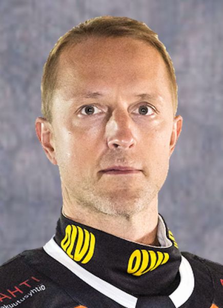 Arto Laatikainen hockey player photo