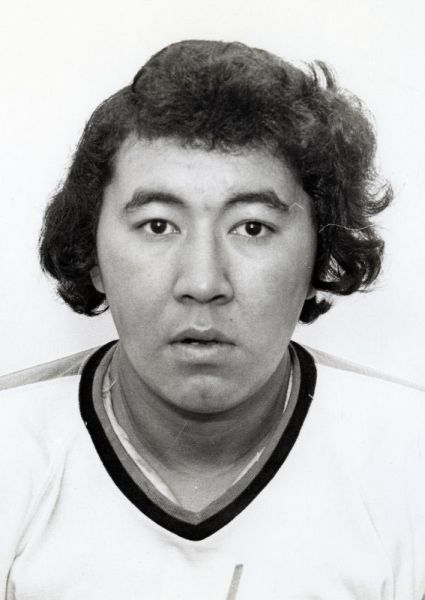 August George hockey player photo