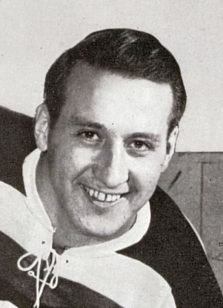 Bill Robinson hockey player photo
