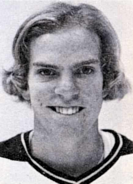 Bill Thayer hockey player photo