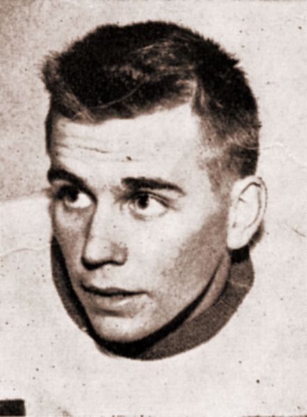 Billy Clements hockey player photo