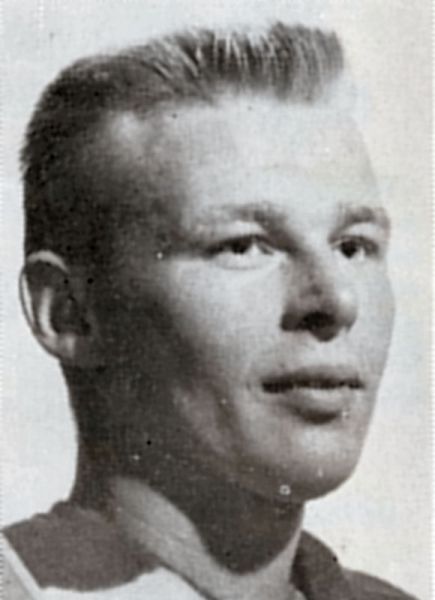 Bob Collins hockey player photo
