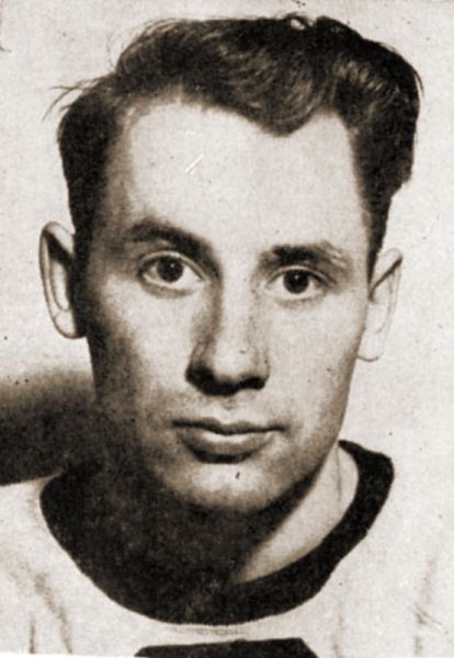 Bob Dew hockey player photo