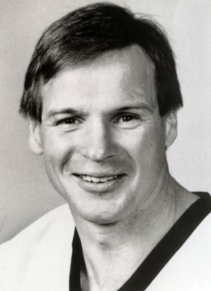 Bob Gould hockey player photo