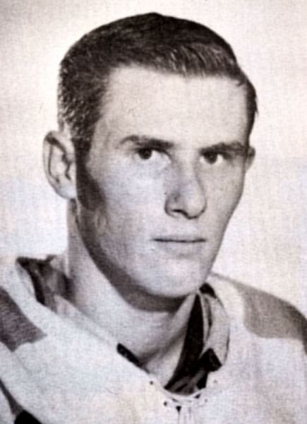 Bob Hicks hockey player photo