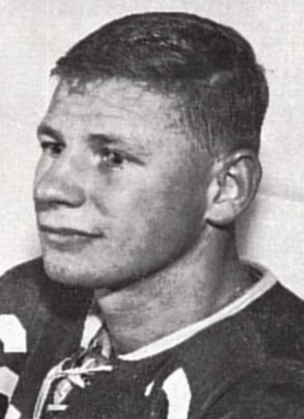 Bob Stoyko hockey player photo