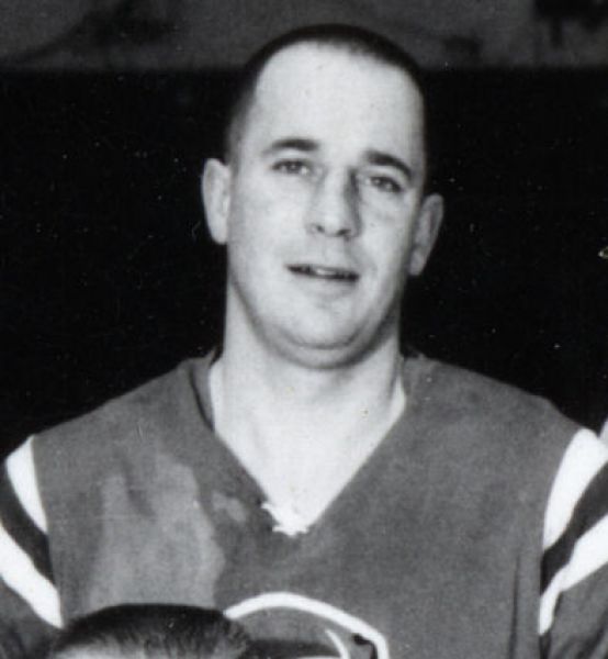 Bob Wilson hockey player photo
