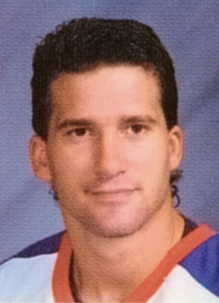 Brian Dobbin hockey player photo