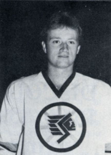 Brian McGregor hockey player photo
