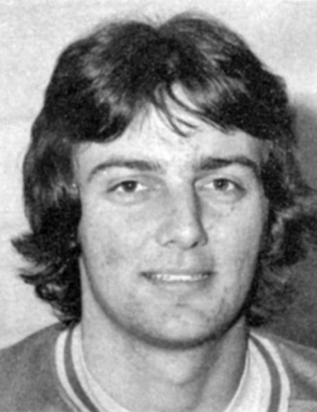 Brian Molvik hockey player photo