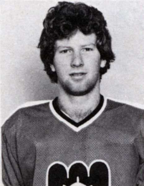 Bruce Crowder hockey player photo