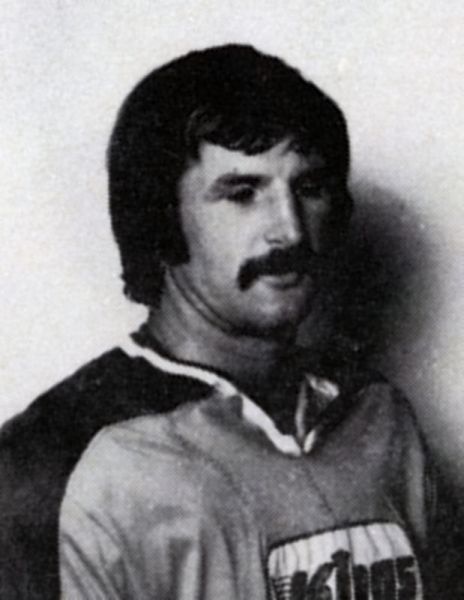 Bud Gulka hockey player photo