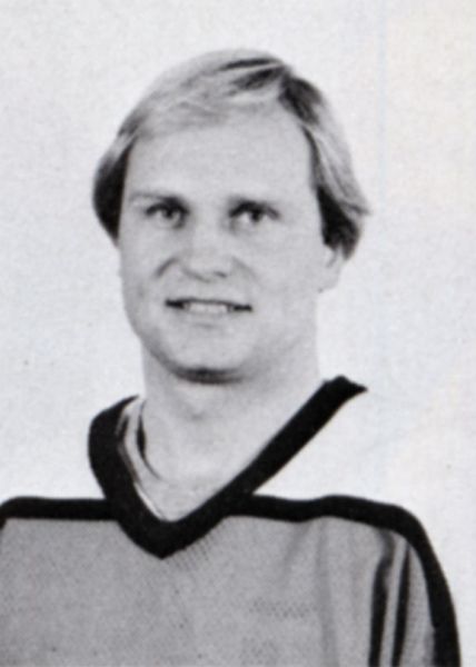 Bud Stefanski hockey player photo