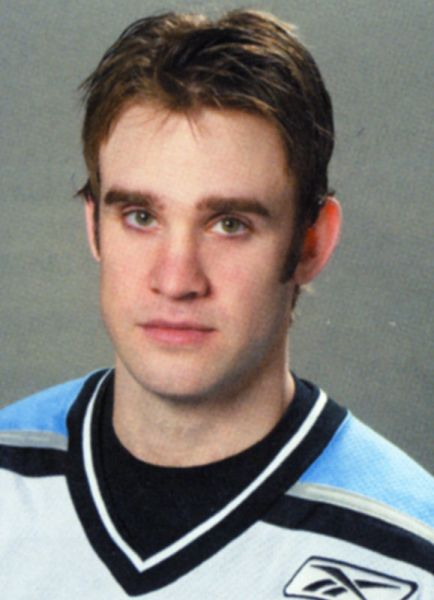 Cam Keith hockey player photo