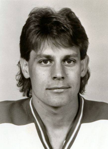 Chris Lindberg hockey player photo