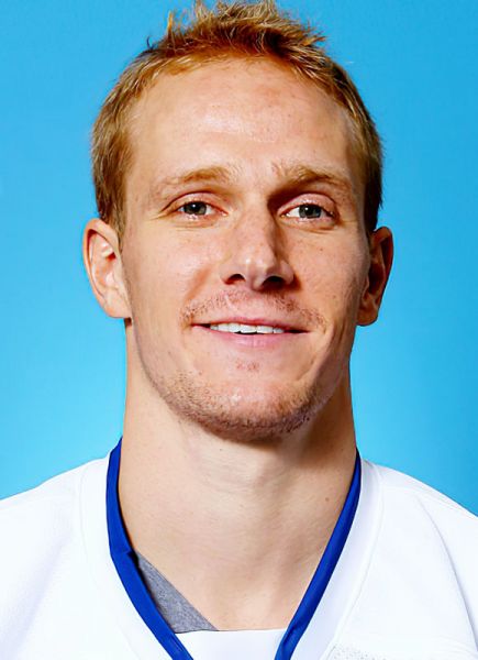 Chris McKelvie hockey player photo