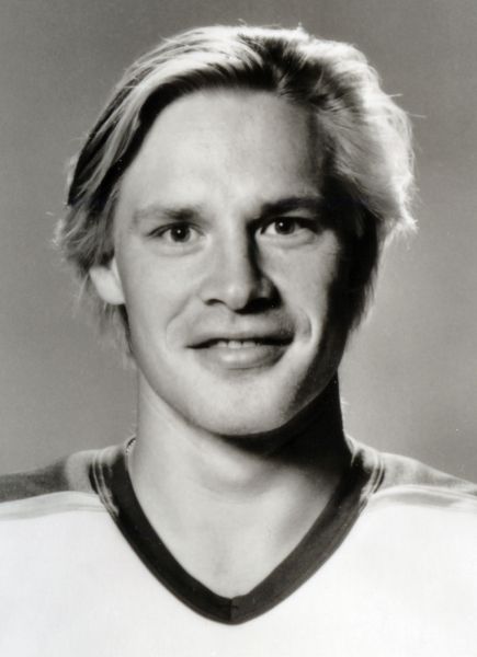Christian Ruuttu hockey player photo