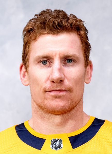 Cody McLeod hockey player photo