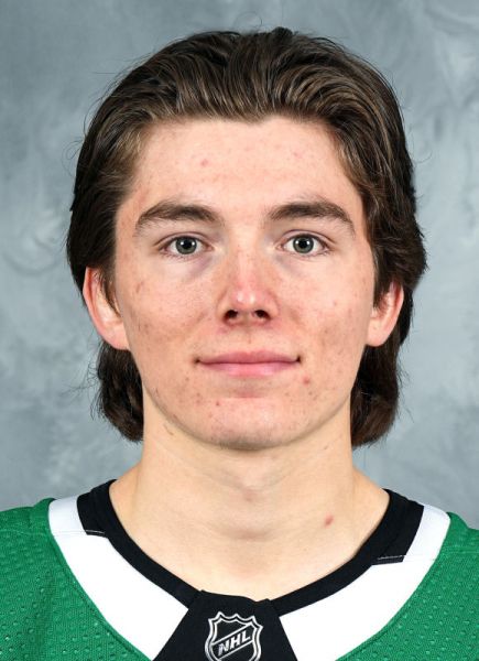 Conner Roulette hockey player photo
