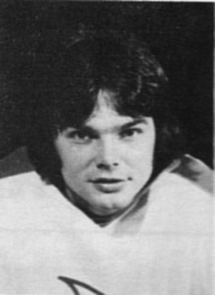 Dan Brady hockey player photo
