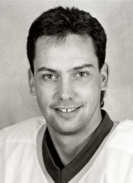 Dan Laperriere hockey player photo