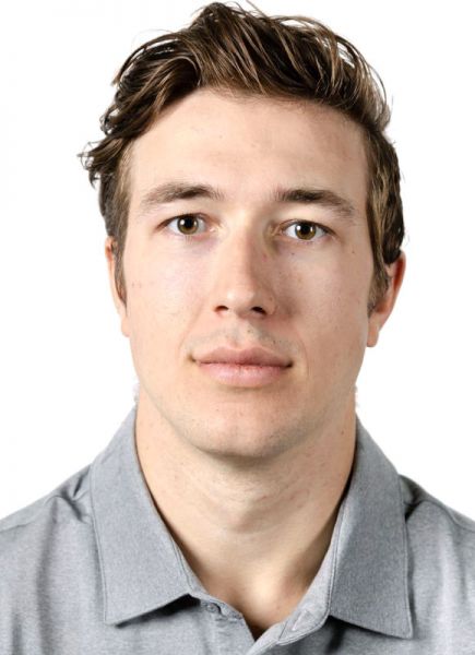 Daniel Hilsendager hockey player photo