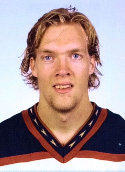 Daniel Tjarnqvist hockey player photo