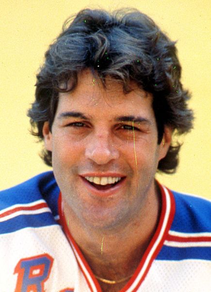 Dave Maloney hockey player photo