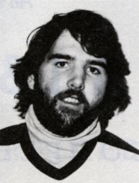 Dave Neill hockey player photo