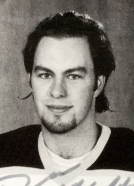 Dean McIntosh hockey player photo