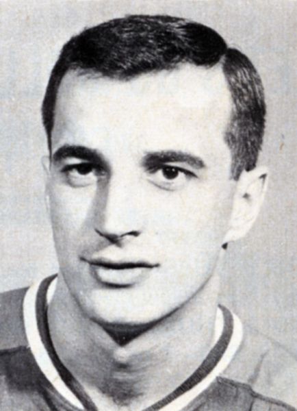 Dennis Huculak hockey player photo