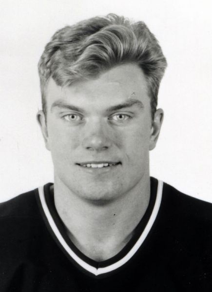 Derek Maguire hockey player photo