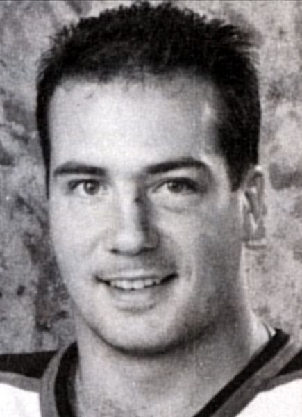 Derrick Smith hockey player photo