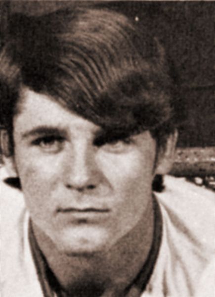 Dick Perkins hockey player photo