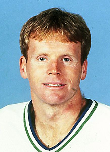 Doug Jarvis hockey player photo