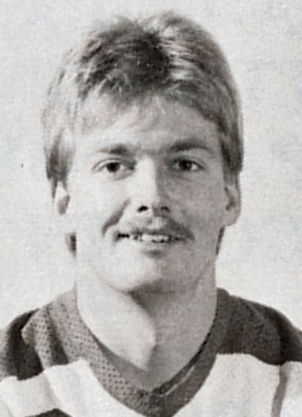 Doug Kyle hockey player photo