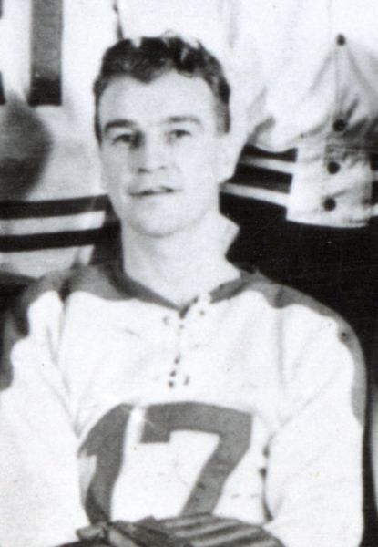 Doug Lewis hockey player photo