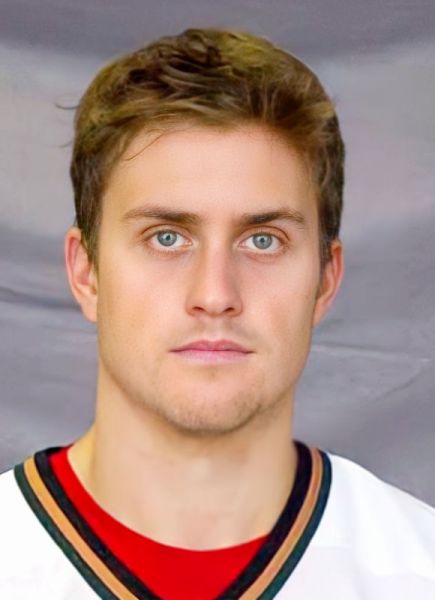 Drew Mackenzie hockey player photo