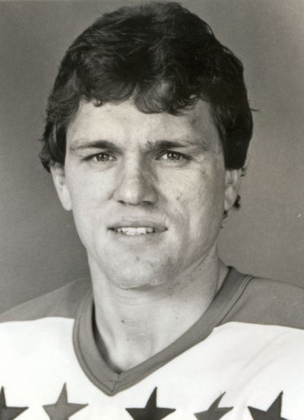 Dwight Schofield hockey player photo