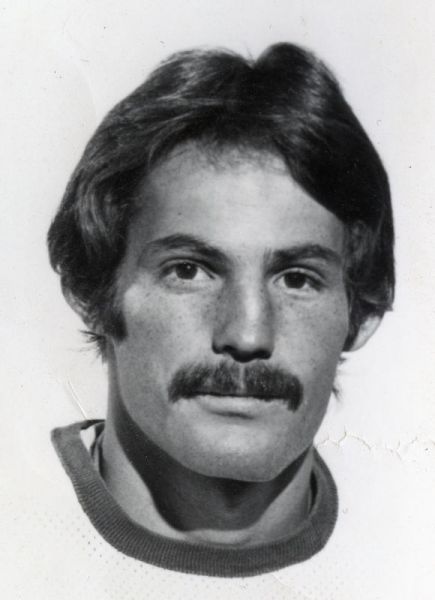 Earl Ingarfield hockey player photo