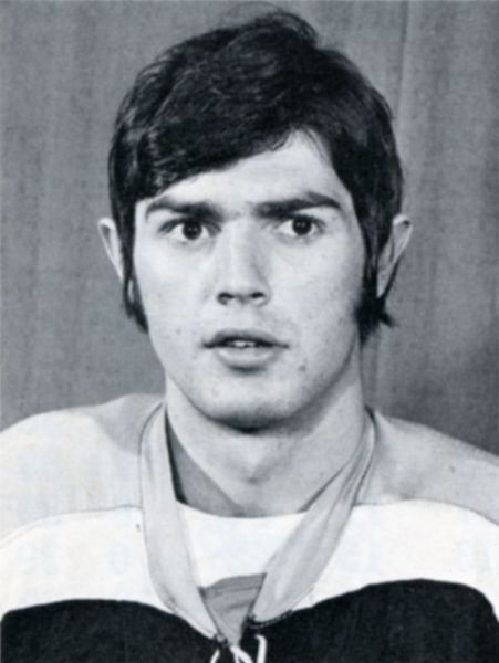 Ed James hockey player photo
