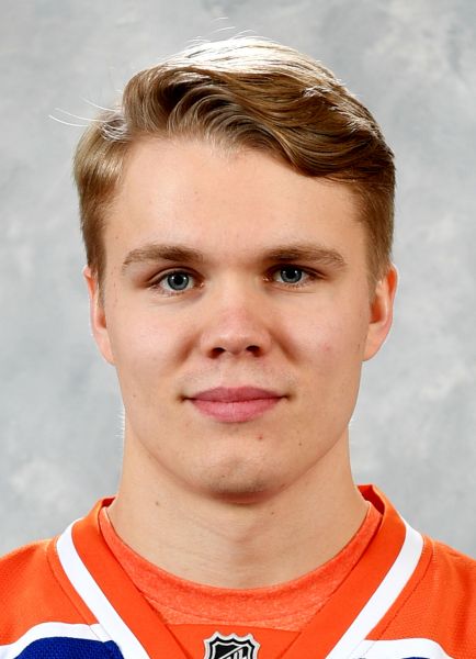 Eetu Laurikainen hockey player photo
